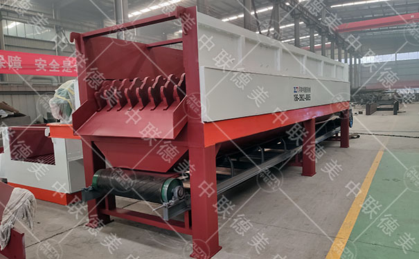 泥石分離機(jī)又叫移動式泥石分離機(jī)